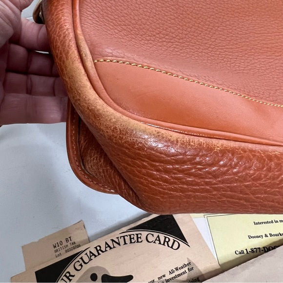 Dooney and Bourke vintage top handle shoulder carrier crossbody British tan bag - Picture 9 of 17